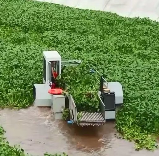 High Capacity Garbage Cleaning Salvage Ship