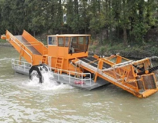 High Capacity Surface Debris Salvage Ship